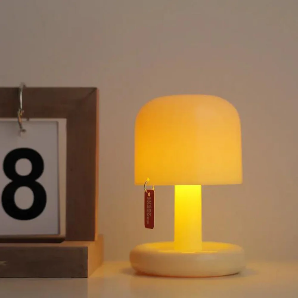Mini Cute Mushroom Lamp – Compact USB Mood Light