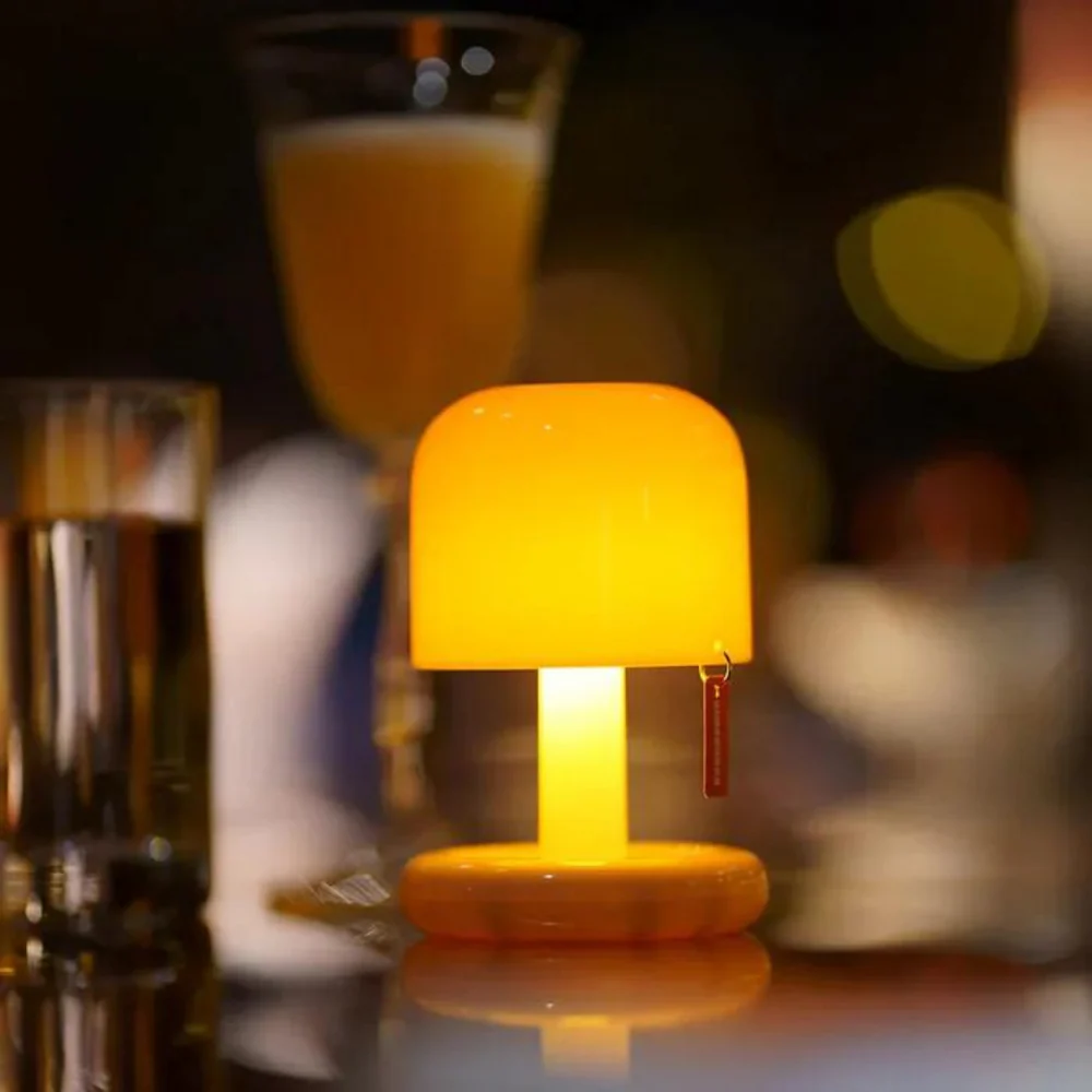 Mini Cute Mushroom Lamp – Compact USB Mood Light