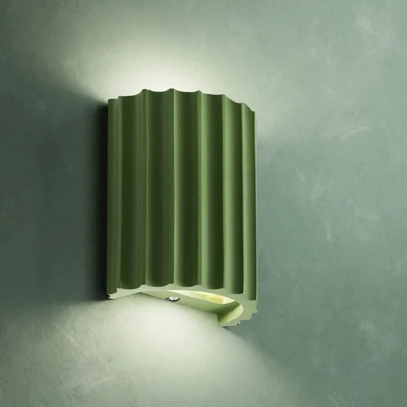 Modern Resin Wall Lamp – Artistic & Minimalist Design