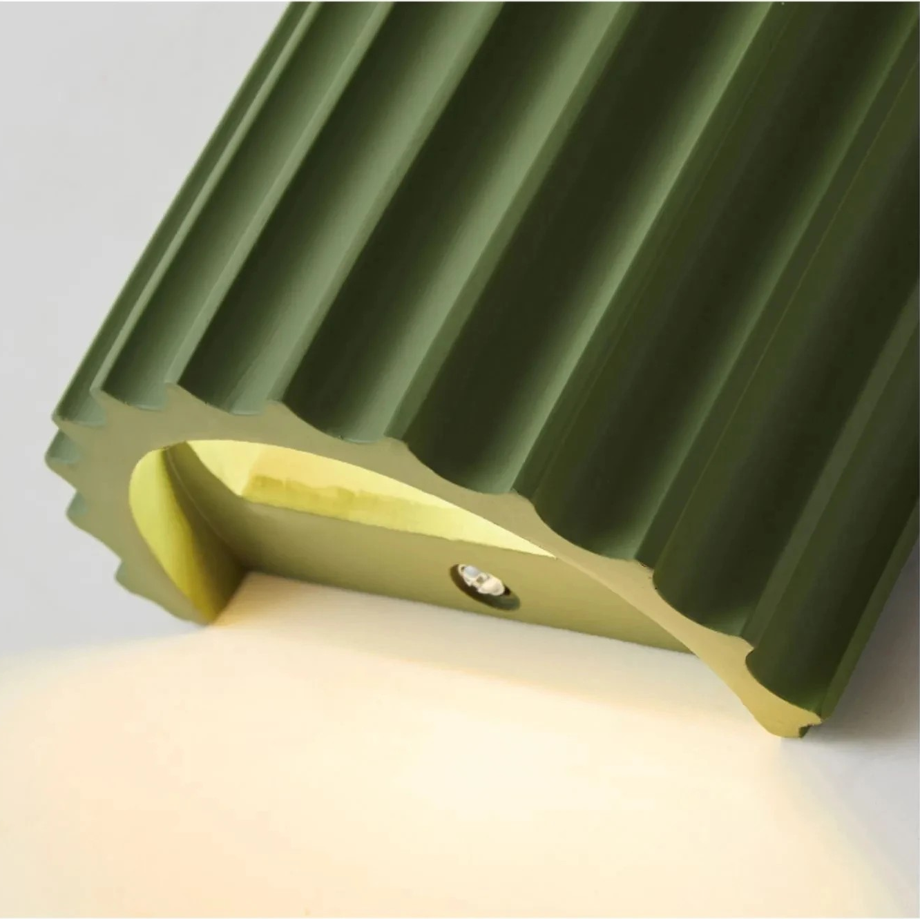 Modern Resin Wall Lamp – Artistic & Minimalist Design